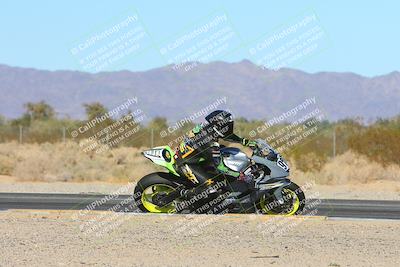 media/Jan-12-2025-CVMA (Sun) [[be1d2b16e3]]/Race 2-Supersport Middleweight/